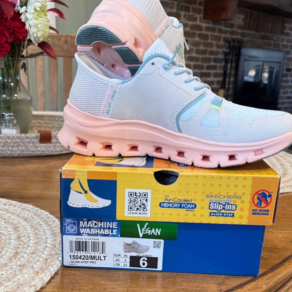 Skechers Women's Slip-Ins in Cream and Pink - Picture 2 of 3